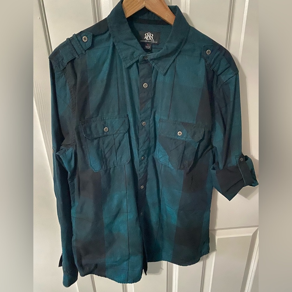 Men’s L Rock & Republic Shirt